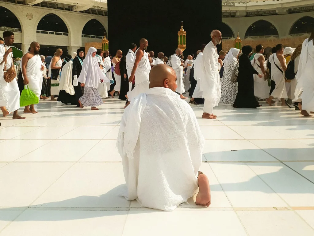 Your Trusted Umrah Companion: 6 Tips to Make the Right Choice